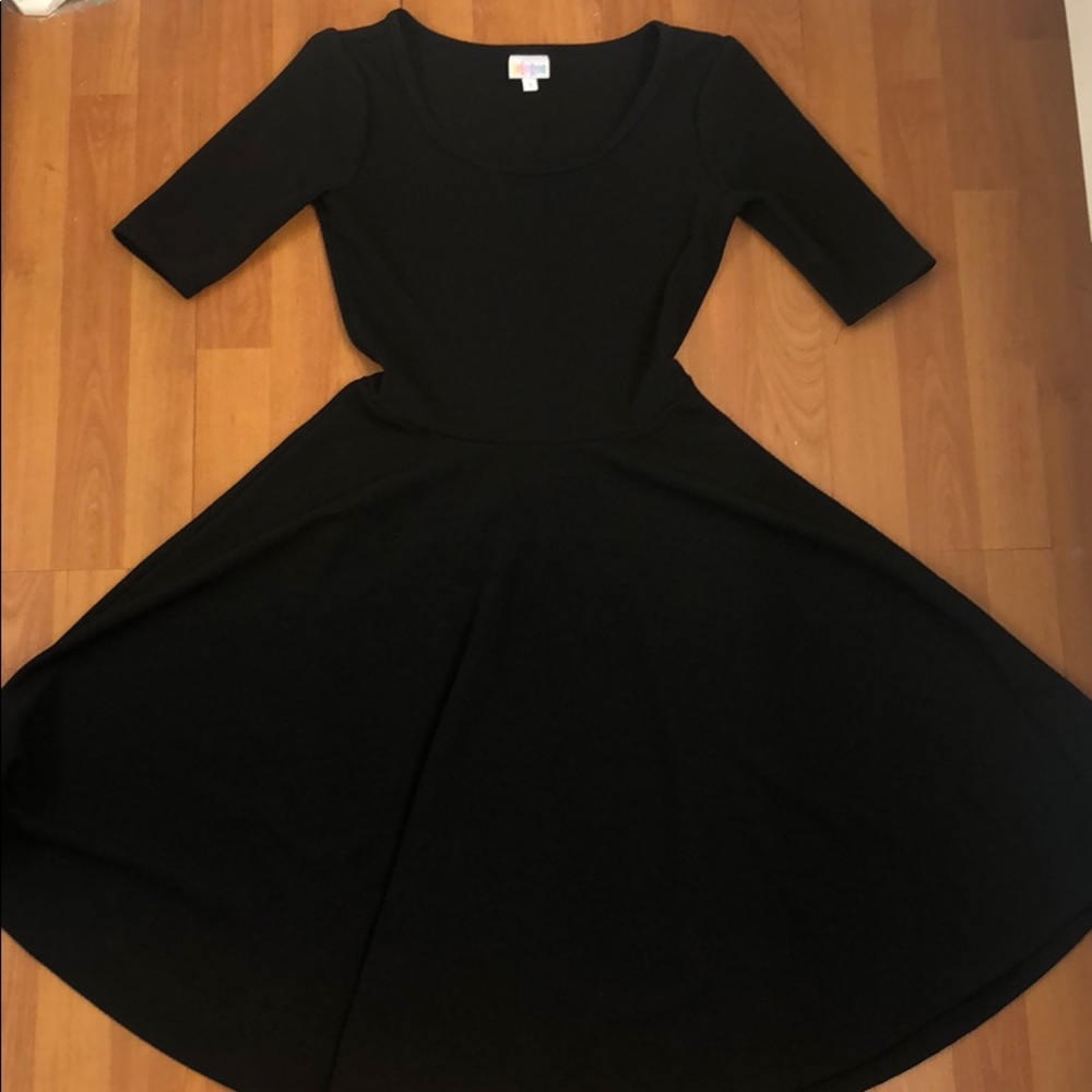 Small black Lularoe Nicole
